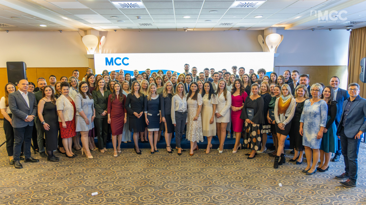 KPI diplomaátadó-157.jpg